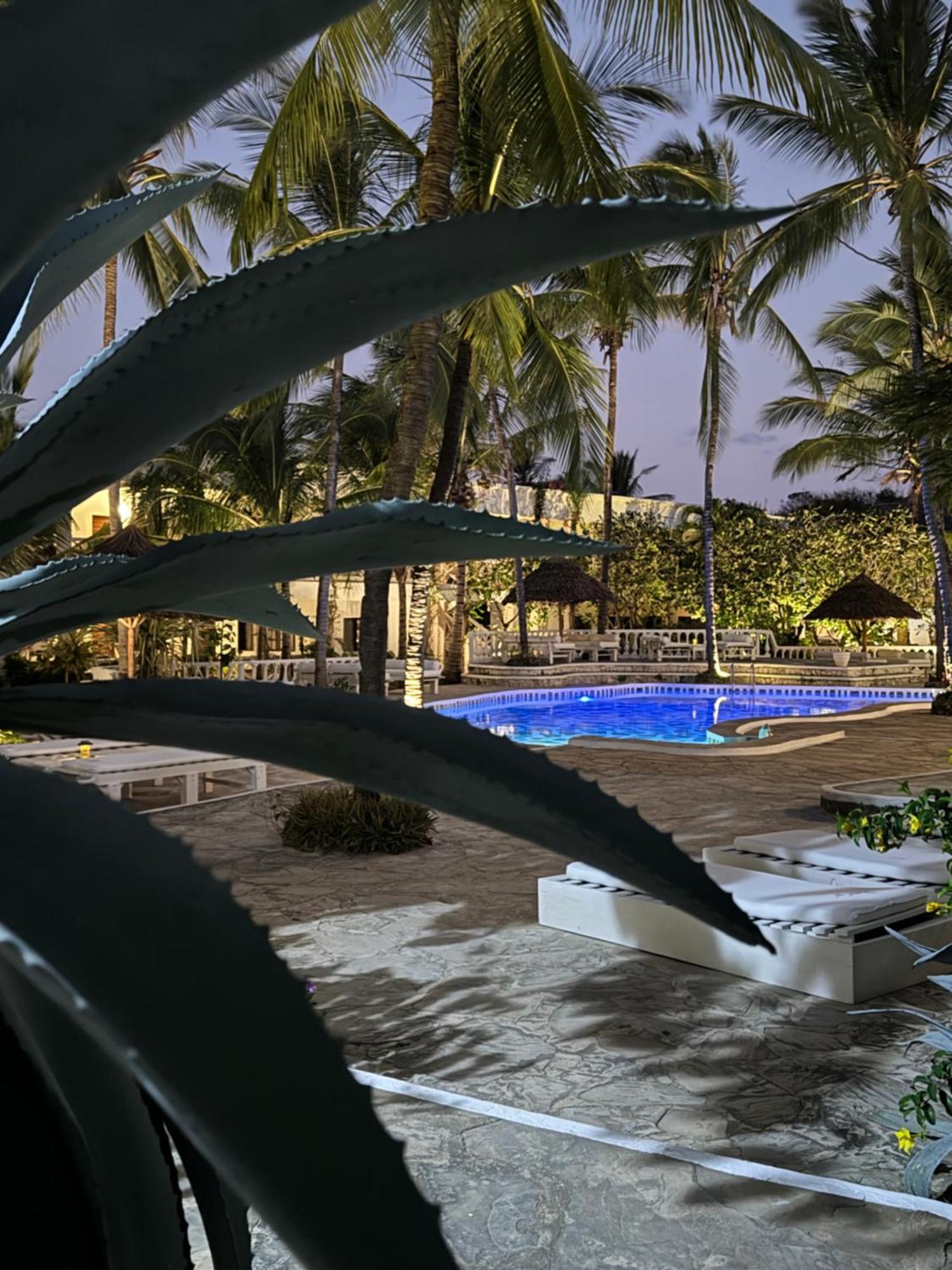 Hotel Aquarius Club Watamu Esterno foto