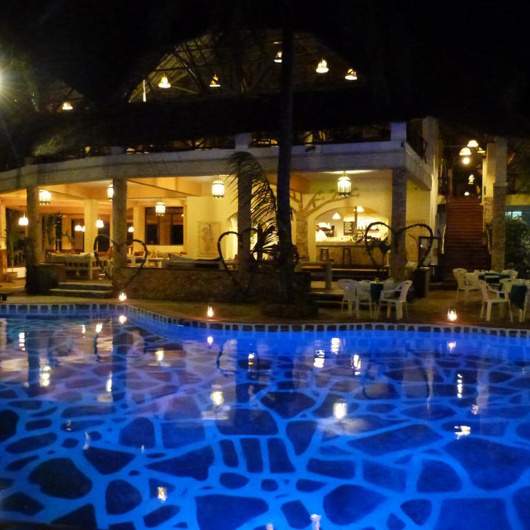 Hotel Aquarius Club Watamu Esterno foto