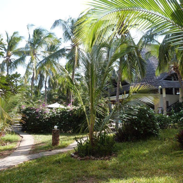 Hotel Aquarius Club Watamu Esterno foto