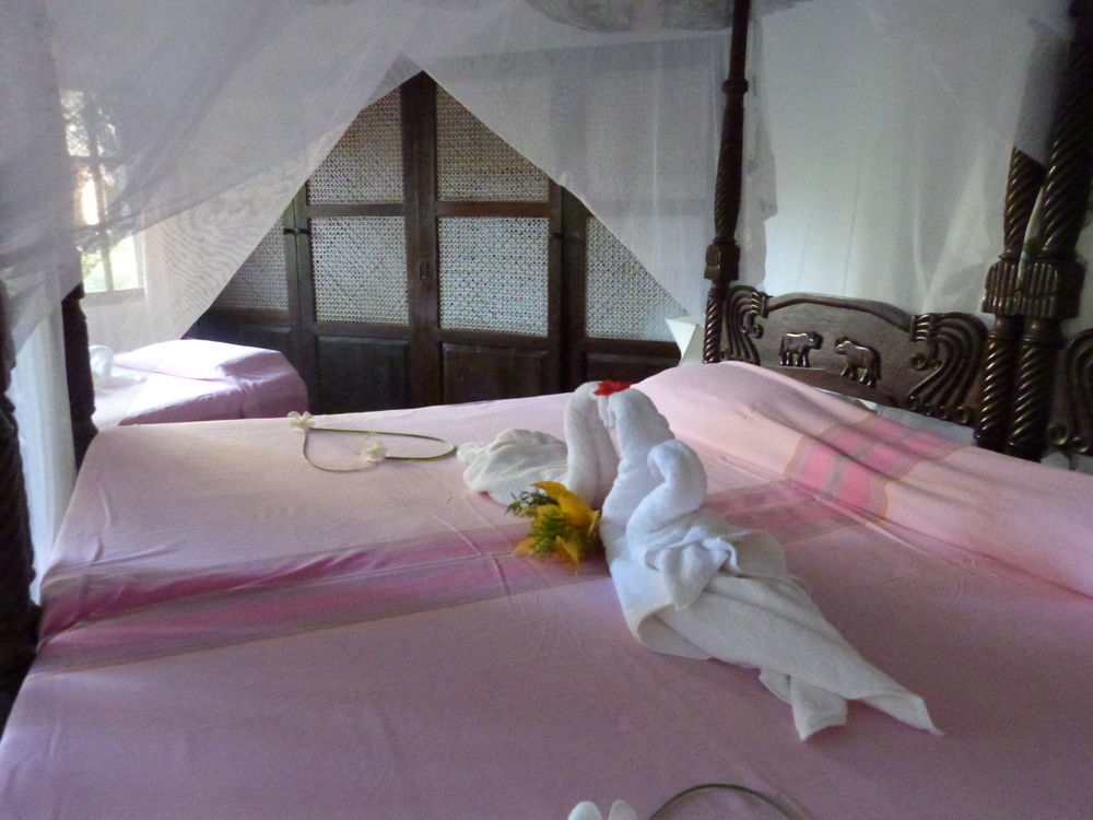 Hotel Aquarius Club Watamu Esterno foto