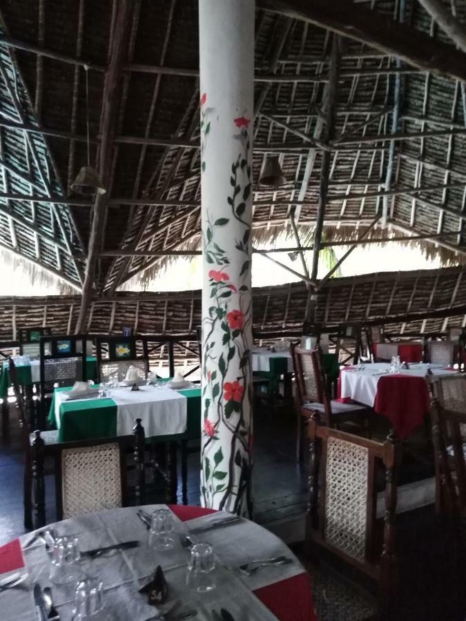 Hotel Aquarius Club Watamu Esterno foto