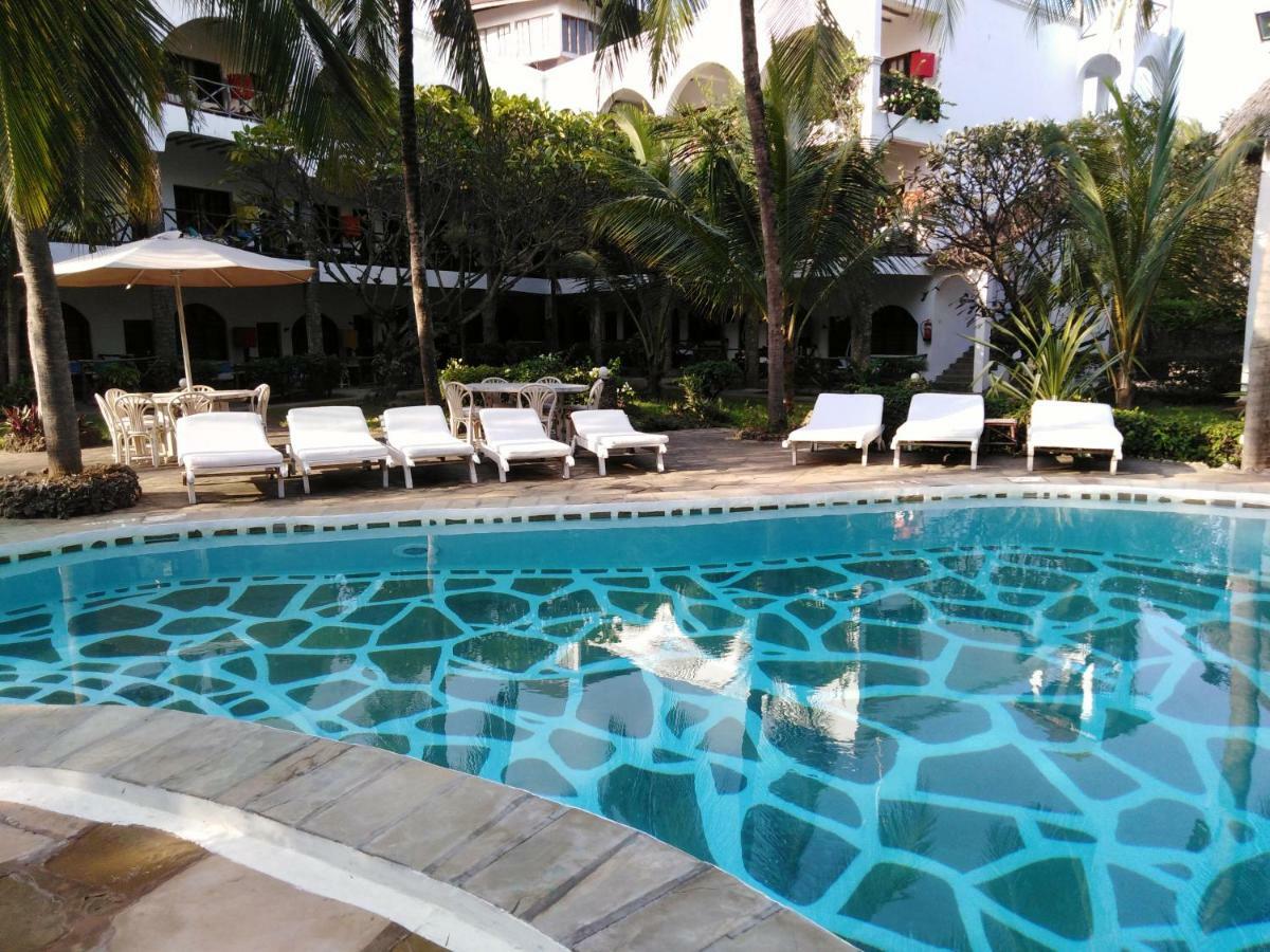 Hotel Aquarius Club Watamu Esterno foto